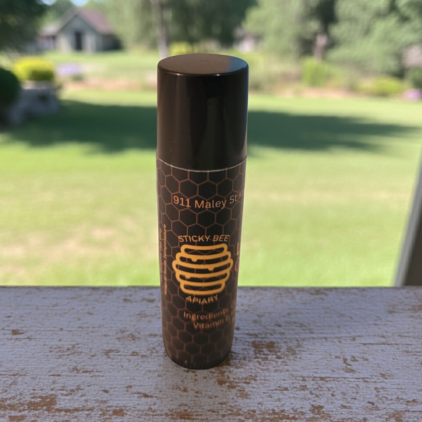 Handmade All-Natural Beeswax Lip Balm with Grapefruit Flavor